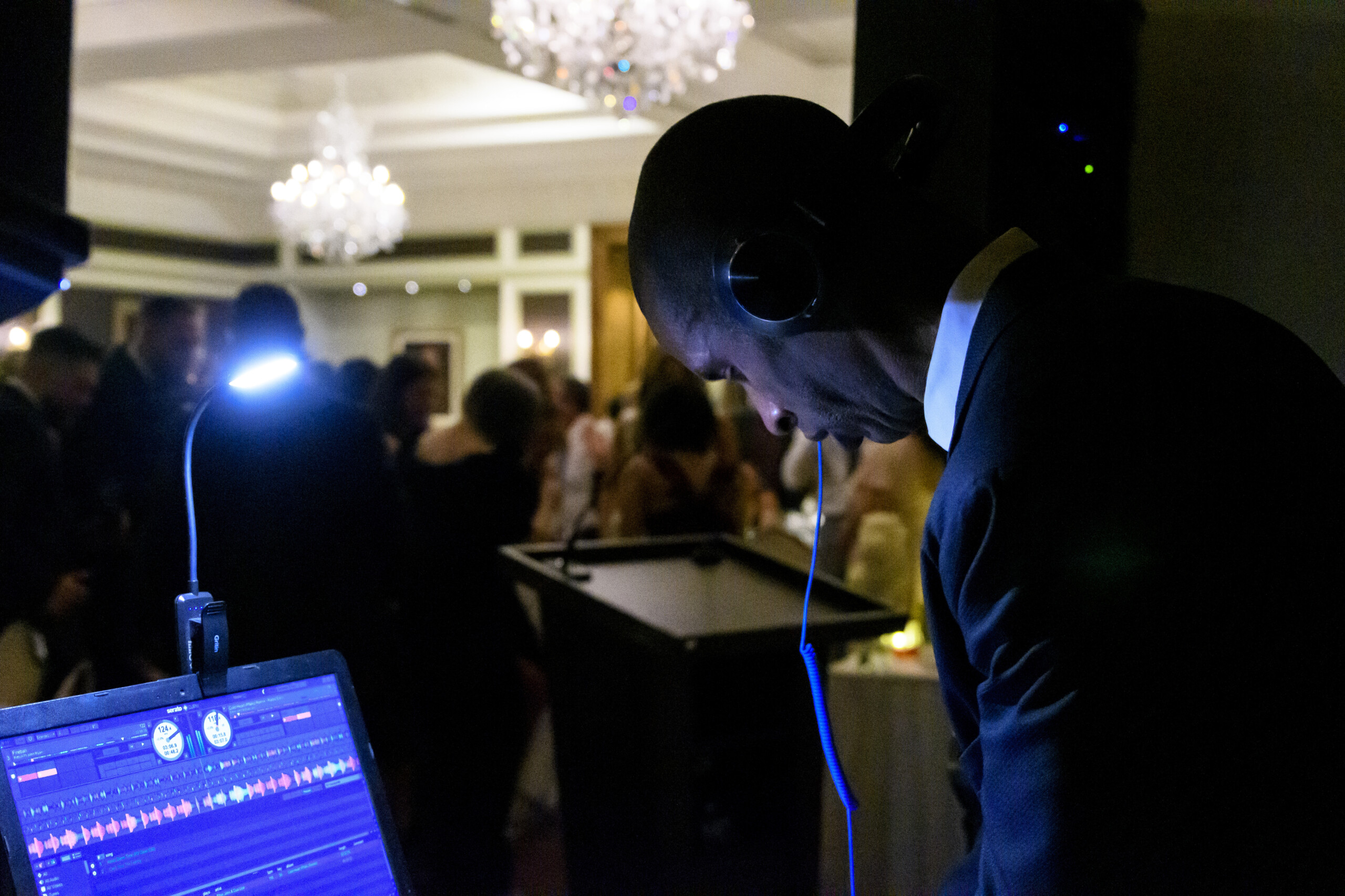 Britton DJ Service: Toronto - Wedding